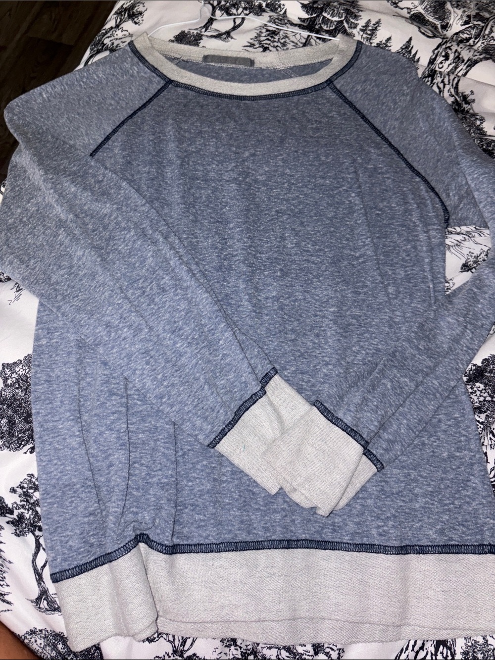 Heather Blue Contrast-Trim Crewneck tee